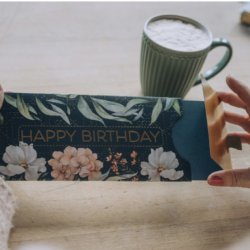 Artebene Gavekuvert - Happy Birthday Flowers