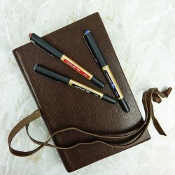 Uni Ball Eye Broad 1.0 Bl